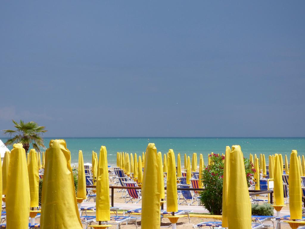 Mon Repos Hotel Lido di Jesolo Exterior foto