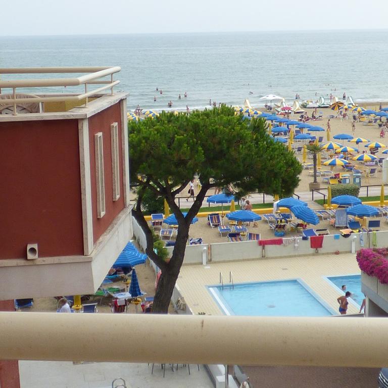 Mon Repos Hotel Lido di Jesolo Exterior foto